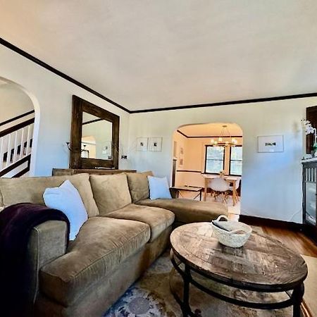 Spacious 3Br Home With Movie Theater ピッツバーグ エクステリア 写真