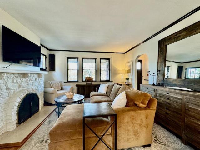 Spacious 3Br Home With Movie Theater ピッツバーグ エクステリア 写真